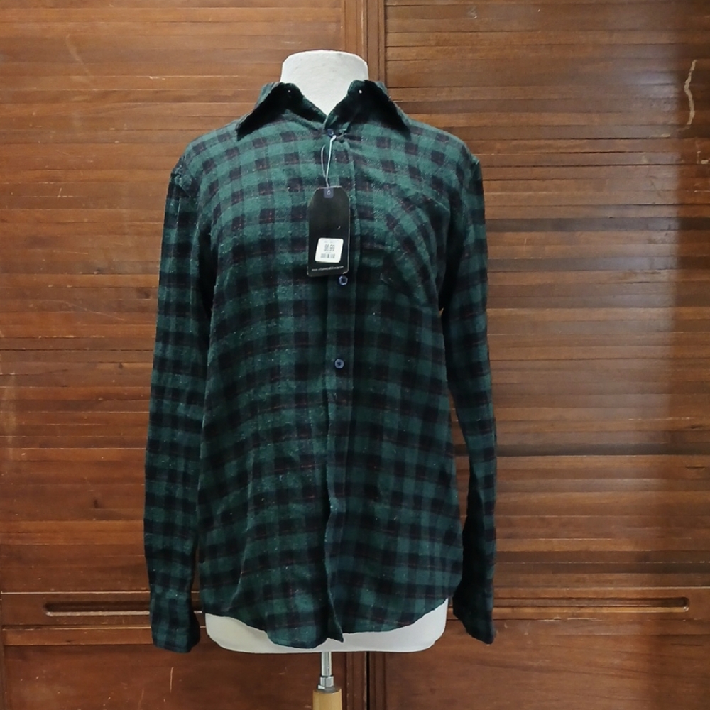 Men's S Urban Republic Distressed Flannel NWT